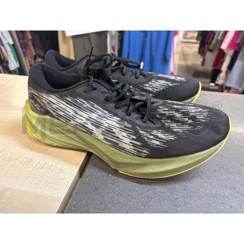 SCARPE UOMO ASICS GRIGIO NERO GIALLO | Mercatino dell'Usato Acerra 1