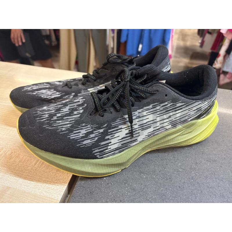SCARPE UOMO ASICS GRIGIO NERO GIALLO | Mercatino dell'Usato Acerra 2