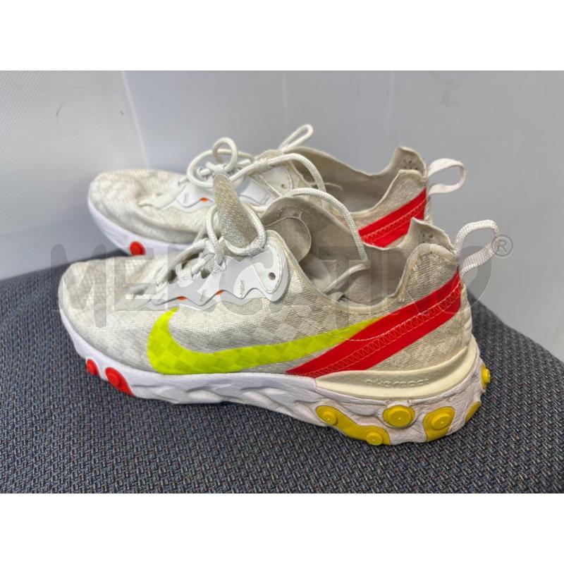SCARPE UOMO NIKE BIANCO LOGO GIALLO FLUO | Mercatino dell'Usato Acerra 3