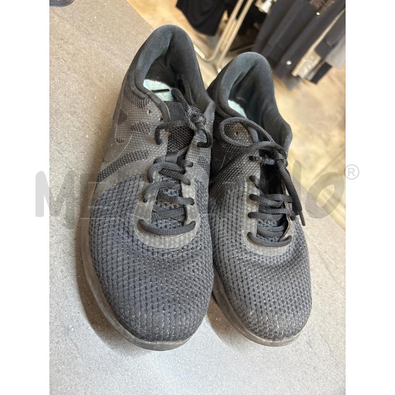 SCARPE UOMO NIKE NERO IN MAGLIA | Mercatino dell'Usato Acerra 1
