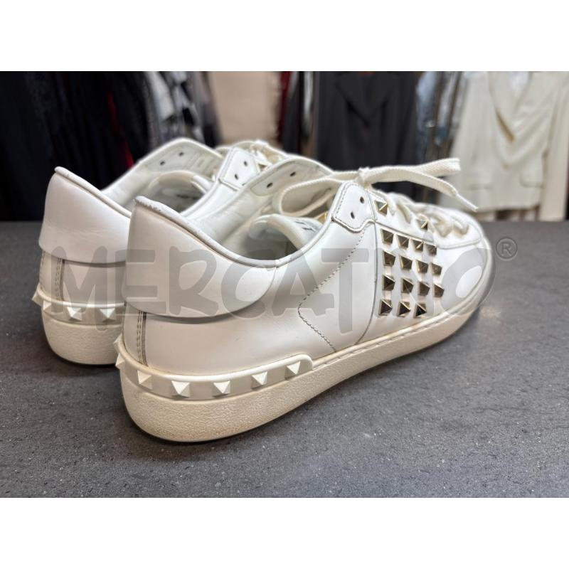 SCARPE UOMO VALENTINO GARAVANI BIANCO CON BORCHIE DA RIVEDERE | Mercatino dell'Usato Acerra 3