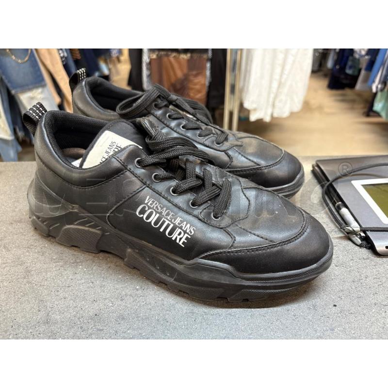 SCARPE UOMO VERSACE COUTURE JEANS NERO | Mercatino dell'Usato Acerra 1