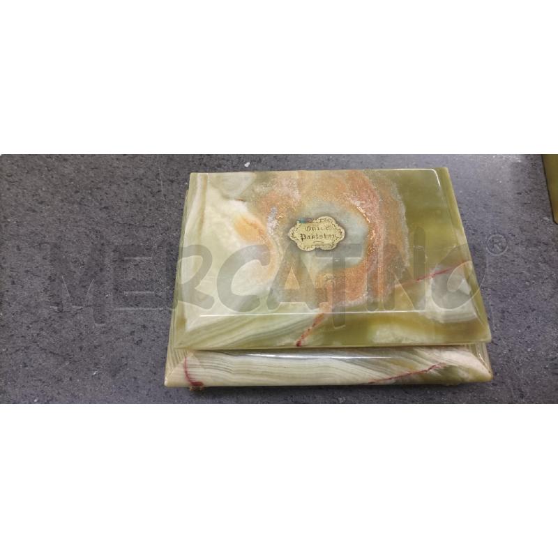 SCATOLA VERDE PIEDI DORATI  | Mercatino dell'Usato Acerra 1