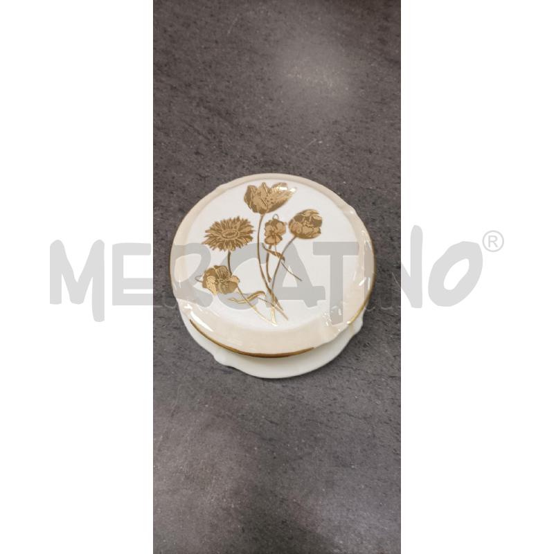 SCATOLINA TONDA BEIGE DEC.FIORI DORATO | Mercatino dell'Usato Acerra 1