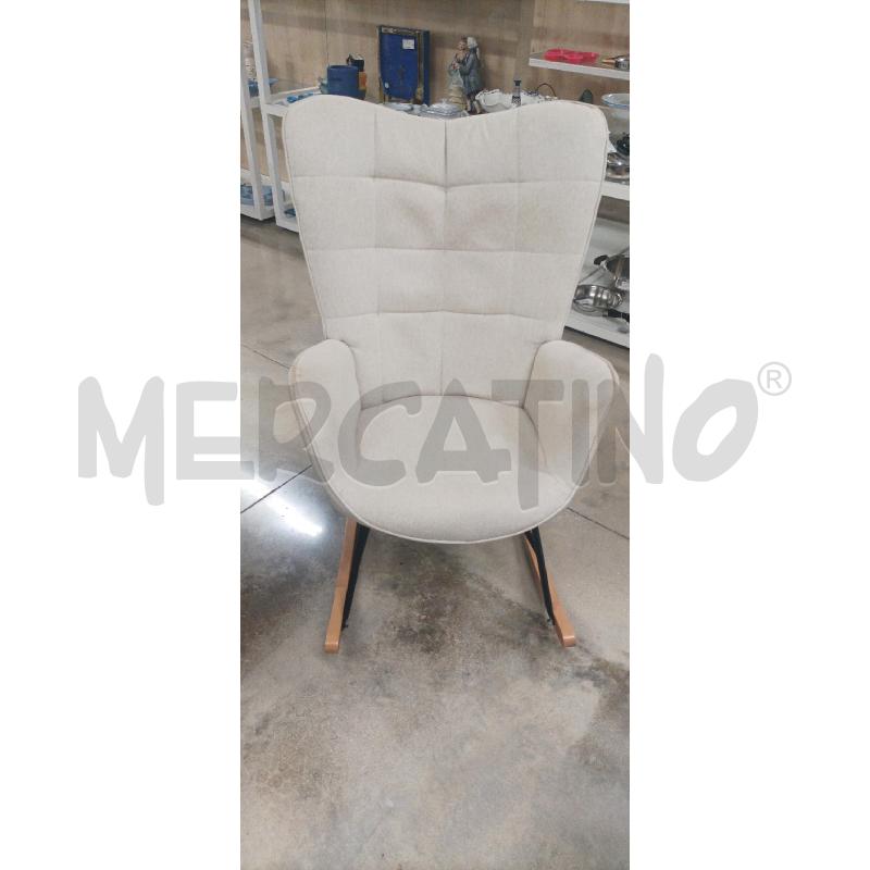 SEDIA A DONDOLA BEIGE | Mercatino dell'Usato Acerra 1