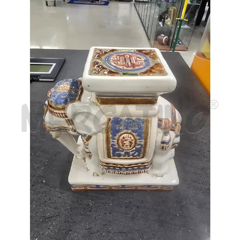 SOPRAMMOBILE ELEFANTE BIANCO DECORI CELESTI | Mercatino dell'Usato Acerra 1