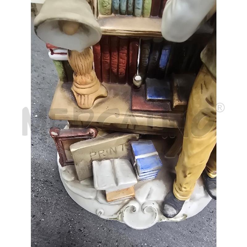 STATUA ANZIANO LIBRERIA | Mercatino dell'Usato Acerra 2