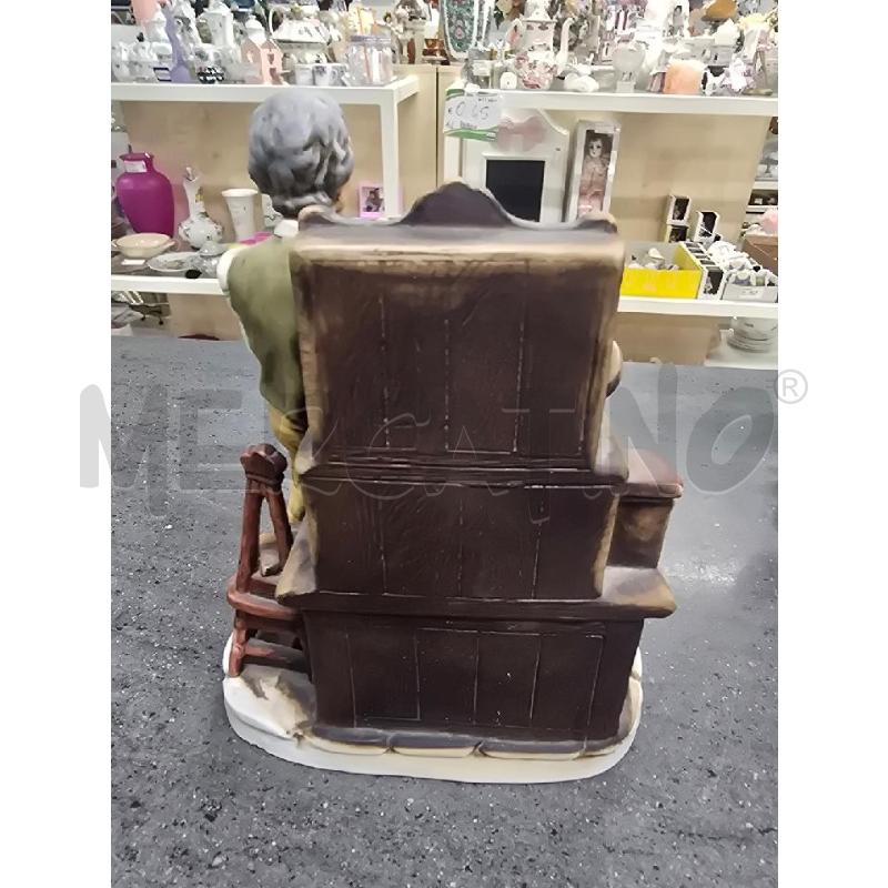 STATUA ANZIANO LIBRERIA | Mercatino dell'Usato Acerra 3