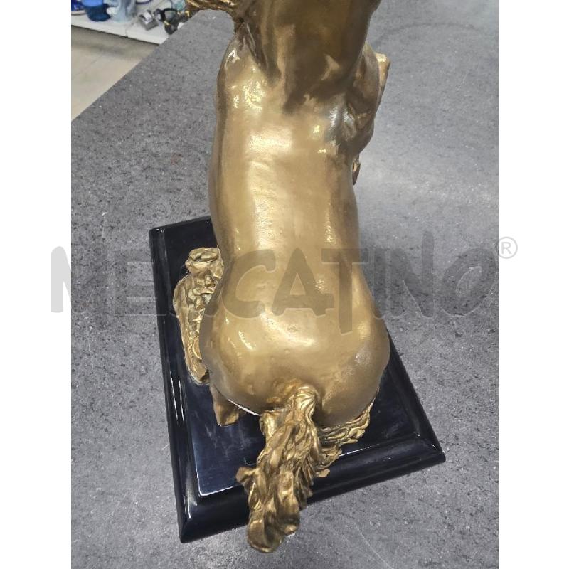 STATUA CAVALLO DORATO BASE NERO | Mercatino dell'Usato Acerra 3