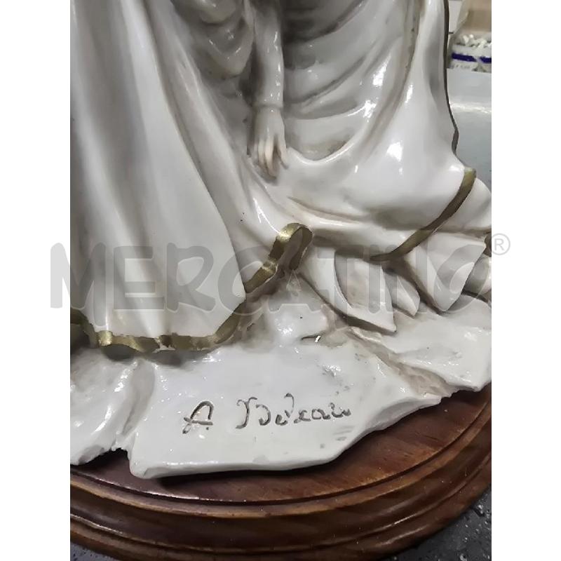 STATUA DONNA BAMBINA VESTITO BIANCO | Mercatino dell'Usato Acerra 2
