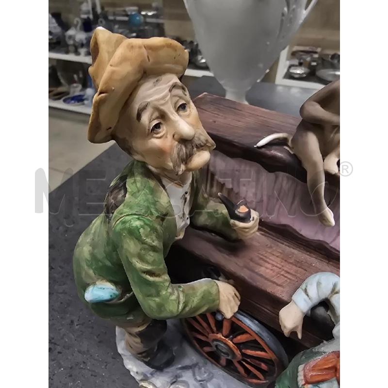 STATUA DUE PERSONE CARRO GATTINO | Mercatino dell'Usato Acerra 3