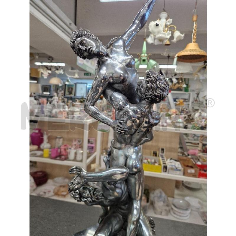 STATUA UOMINI DONNE SILVER | Mercatino dell'Usato Acerra 2