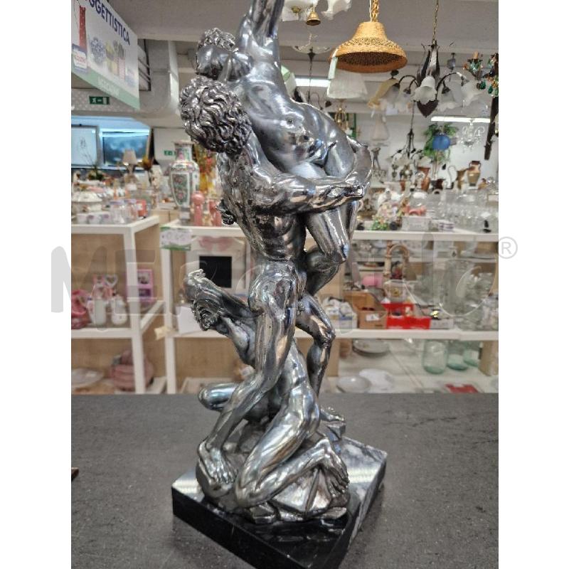 STATUA UOMINI DONNE SILVER | Mercatino dell'Usato Acerra 3