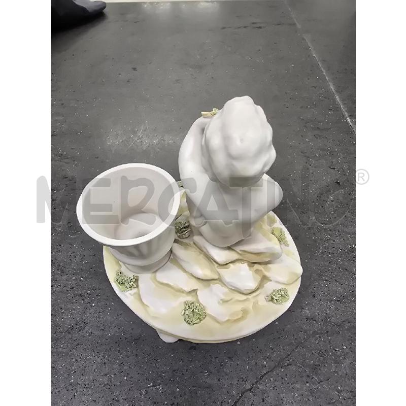 STATUETTA ANGIOLETTO BIANCO SEDUTO FIORELLINI | Mercatino dell'Usato Acerra 2