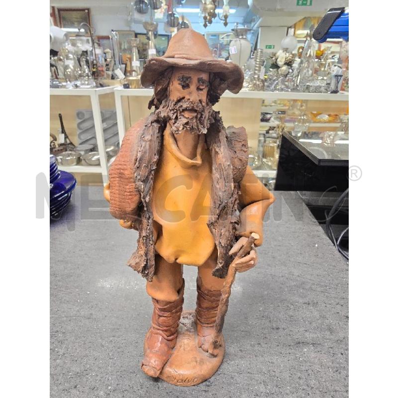 STATUETTA ANZIANO BASTONE CAPPELLO | Mercatino dell'Usato Acerra 1