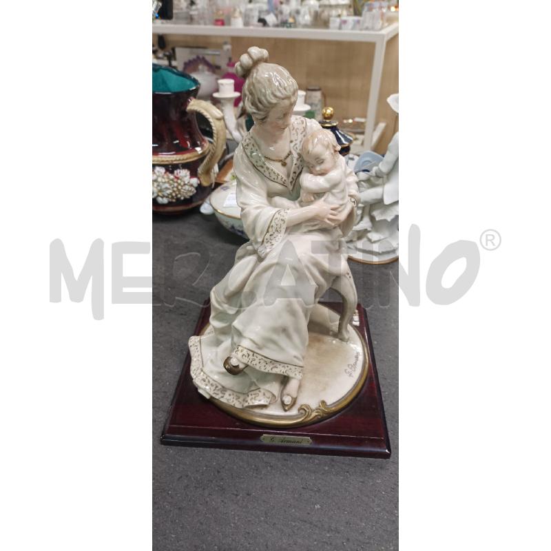 STATUETTA MAMMA CON BAMBINO G.ARMANI CAPODIMONTE  | Mercatino dell'Usato Acerra 1