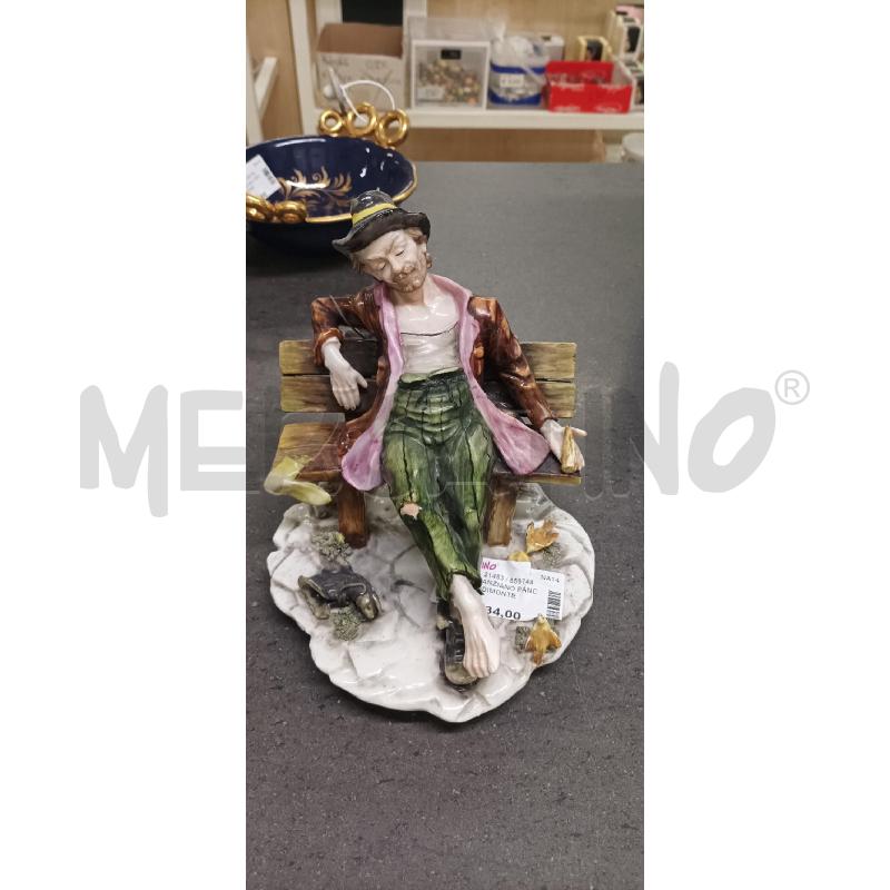 STATUINA ANZIANO PANCHINA CAPODIMONTE | Mercatino dell'Usato Acerra 1