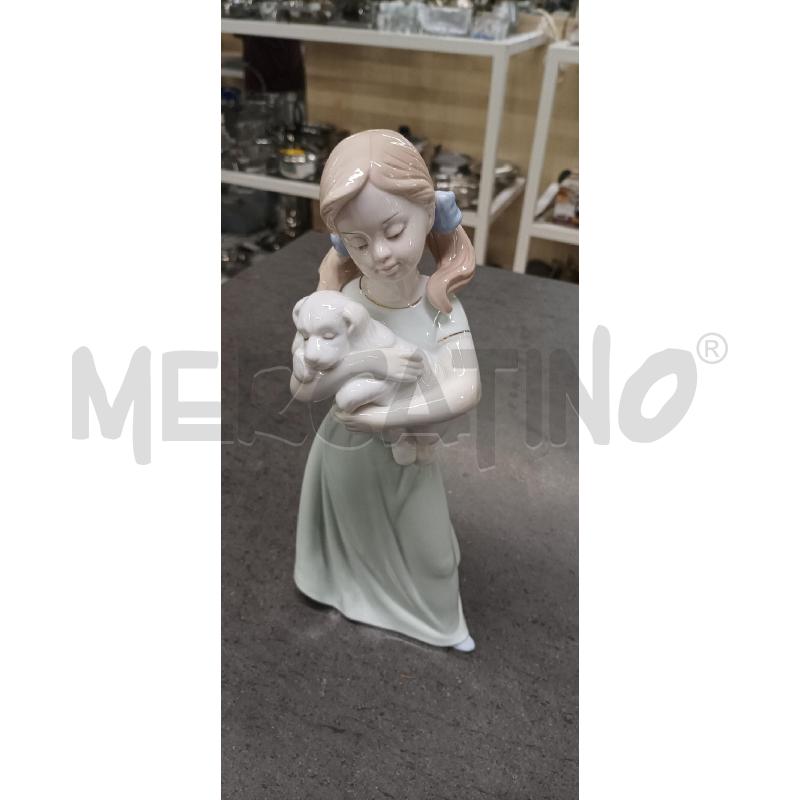 STATUINA BAMBINA CON CANE  | Mercatino dell'Usato Acerra 1