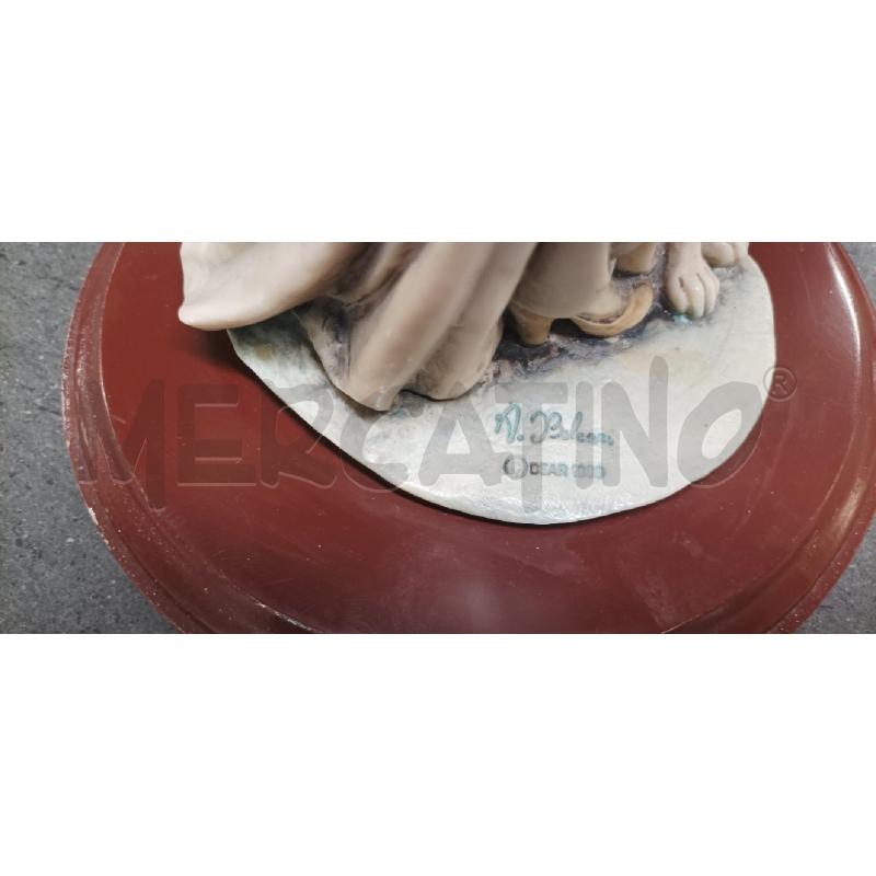 STATUINA DONNA CON CANE  | Mercatino dell'Usato Acerra 2