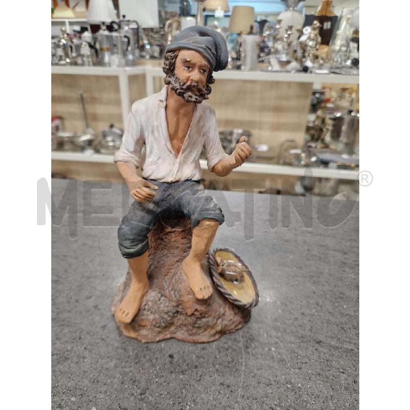 STATUINA UOMO SEDUTO TRONCO | Mercatino dell'Usato Acerra 1