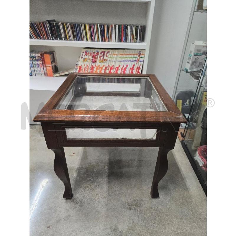 TAVOLINO BASSO LEGNO INTERNO STOFFA | Mercatino dell'Usato Acerra 1