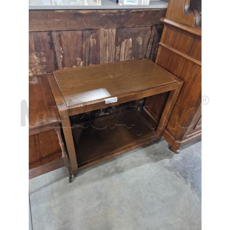 TAVOLINO LEGNO QUADRATI | Mercatino dell'Usato Acerra 1