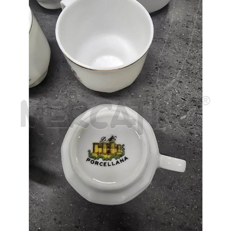 TAZZE PZ. 10+ZUCCH+LATT+CAFF BIANCO FIORI ROSA | Mercatino dell'Usato Acerra 2
