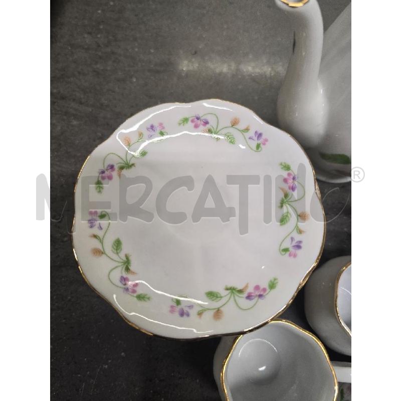 TAZZE PZ. 12+CAFF+ZUCCH+LATT BIANCA FIORI | Mercatino dell'Usato Acerra 2