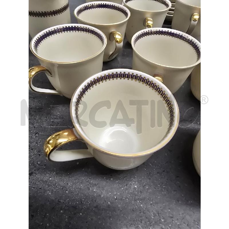 TAZZE PZ. 12+PIATT+ZUCCH+LATT+CAFF BIANCA BORDO BLU | Mercatino dell'Usato Acerra 2