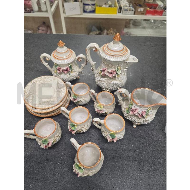 TAZZE PZ. 6+CAFF+LAT+ZUCCH BIANCHE ARANCIONE FIORI | Mercatino dell'Usato Acerra 1