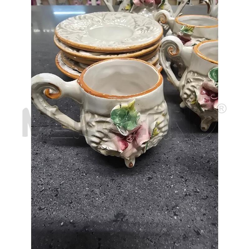 TAZZE PZ. 6+CAFF+LAT+ZUCCH BIANCHE ARANCIONE FIORI | Mercatino dell'Usato Acerra 2