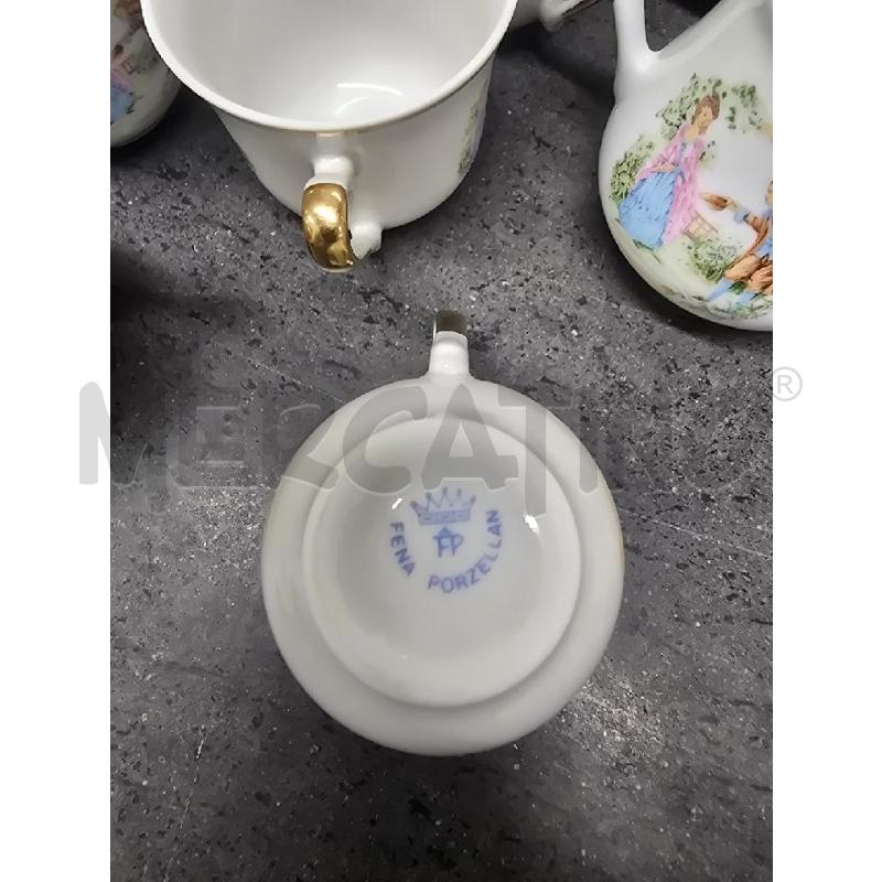 TAZZE PZ. 6+PIATT+CAFF+LATT BIANCO NOBILI | Mercatino dell'Usato Acerra 3