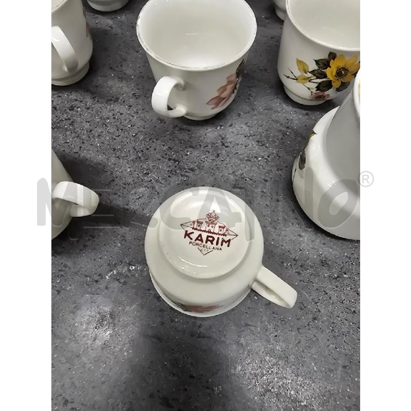 TAZZE PZ. 8+PIATT+ZUCCH+LATT+CAFF BIANCA FIORI | Mercatino dell'Usato Acerra 3