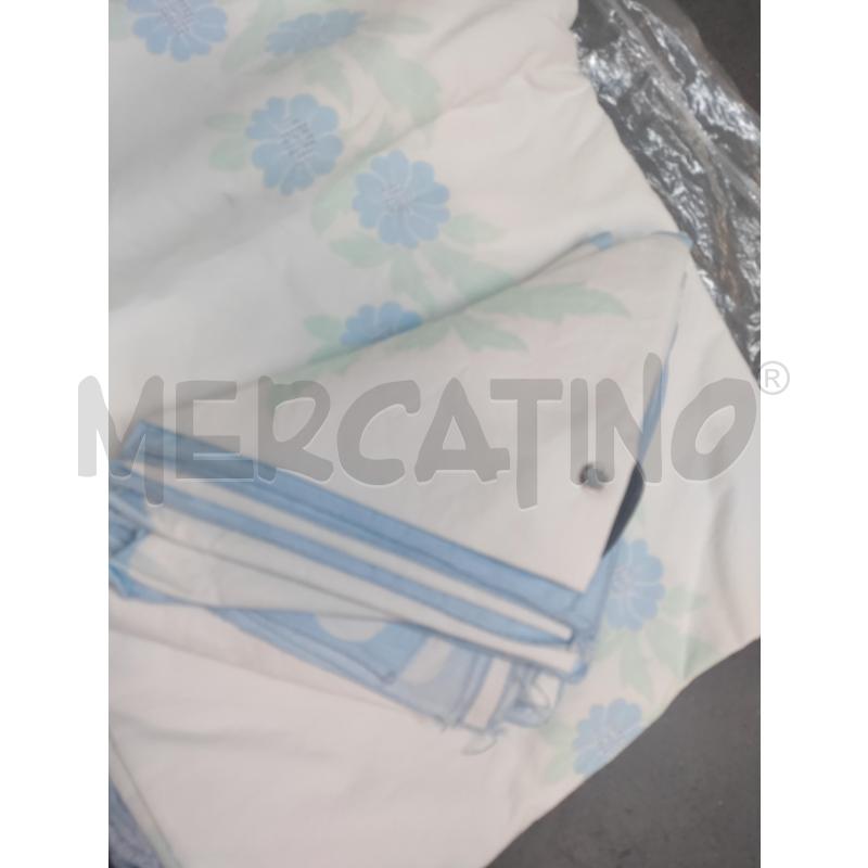 TOVAGLIA 12 POST BIANCO CELESTE FIORI | Mercatino dell'Usato Acerra 2