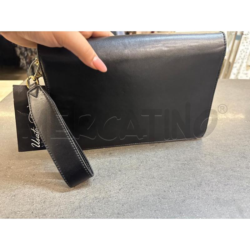 TRACOLLA DONNA LOVE MOSCHINO NERO LOGO DORATO | Mercatino dell'Usato Acerra 2