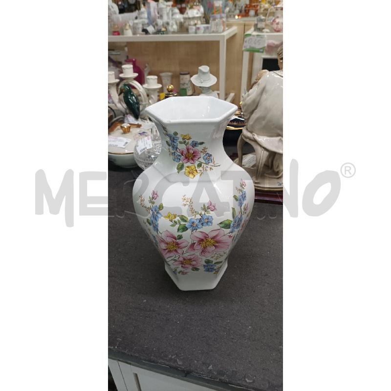 VASETTO BIANCO DEC. FIORI ROSA CELESTE | Mercatino dell'Usato Acerra 1