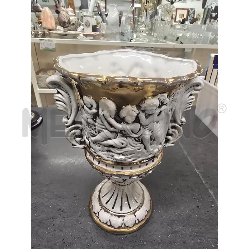 VASO BIANCO CON PUTI STRISCE DORATE | Mercatino dell'Usato Acerra 1