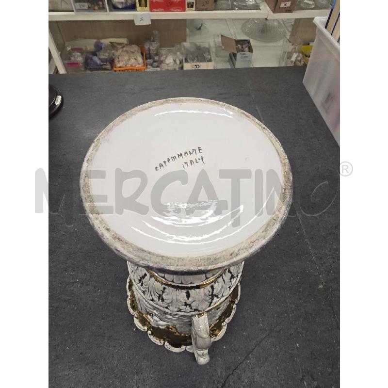 VASO BIANCO CON PUTI STRISCE DORATE | Mercatino dell'Usato Acerra 4