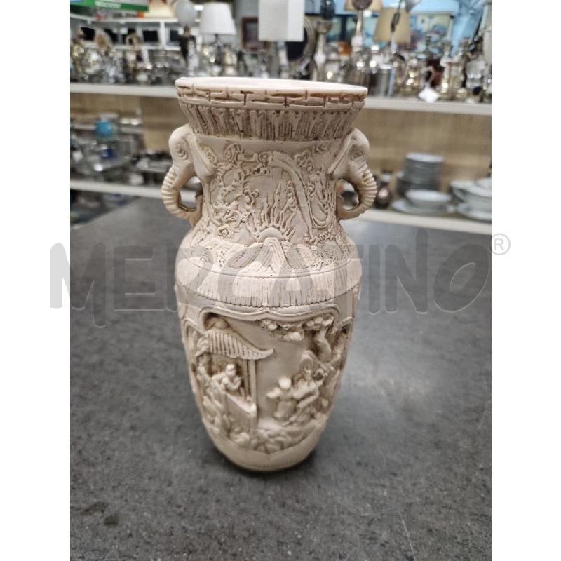 VASO BIANCO ELEFANTI PERSONE | Mercatino dell'Usato Acerra 1