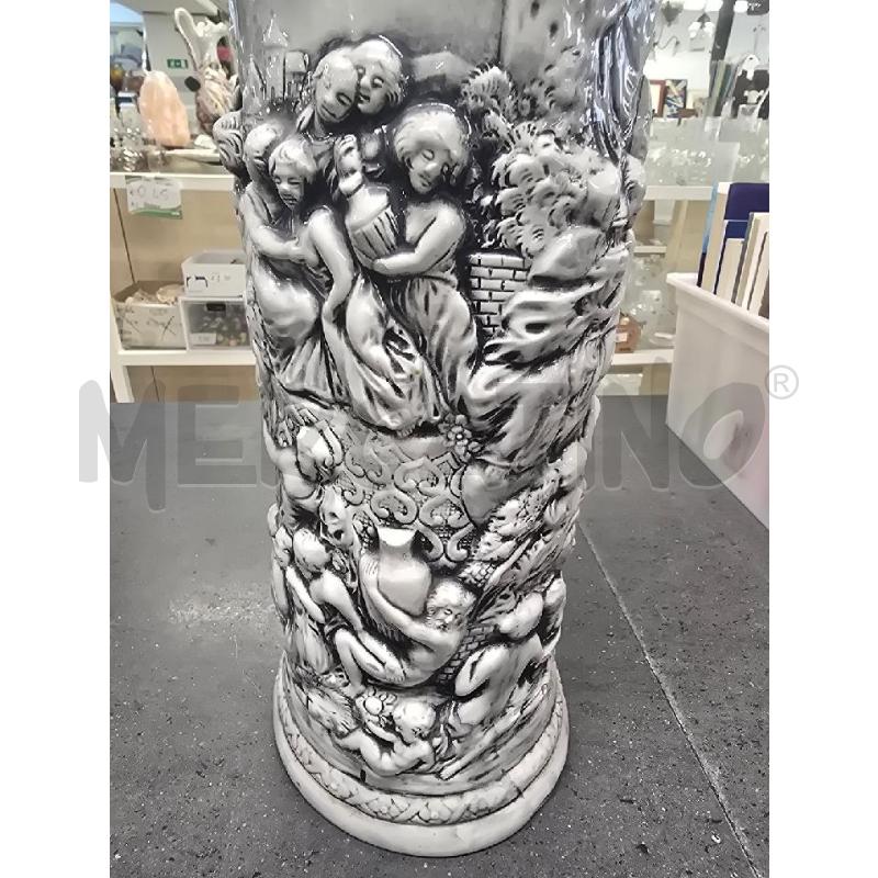 VASO GRIGIOBIANCO VARIE FIGURE  | Mercatino dell'Usato Acerra 3