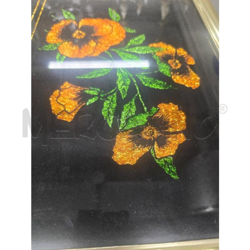 VASSOIO DORATO FIGURA FIORI ARANCIONI | Mercatino dell'Usato Acerra 2