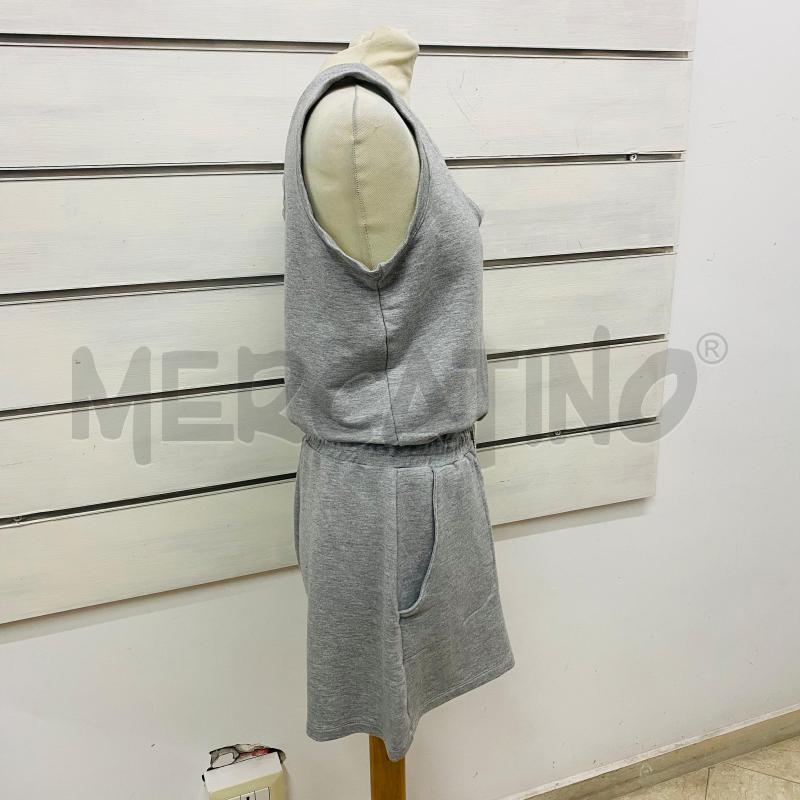 ABITO DONNA CALVIN KLEIN FELPATA SCOLLO V PANTALONCINO GRIGIA | Mercatino dell'Usato Lago patria - giugliano in c. 4