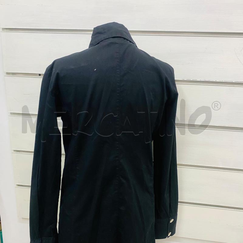 ABITO DONNA CAMICIA NERA FALORMA ARRICCIO AVANTI | Mercatino dell'Usato Lago patria - giugliano in c. 5