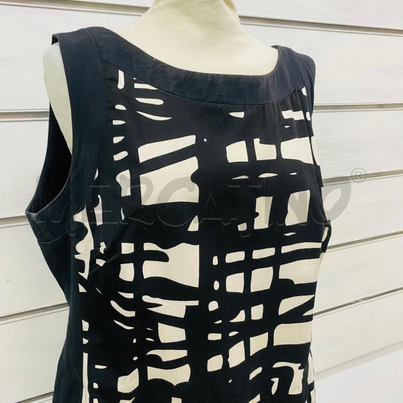 ABITO DONNA DESIGUAL NERO MACCHIE BIACHE ZIP DIETRO | Mercatino dell'Usato Lago patria - giugliano in c. 2