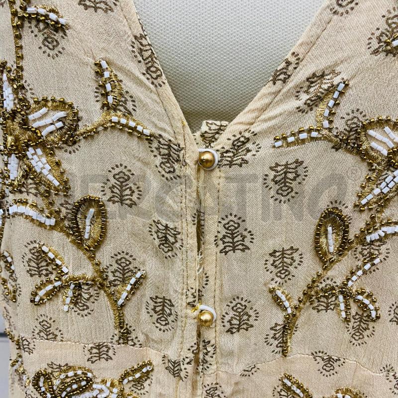 ABITO DONNA STILE INDIANO BEIGE DISEGNI E CORALLINI CHIUSURA BOTTONI | Mercatino dell'Usato Lago patria - giugliano in c. 4