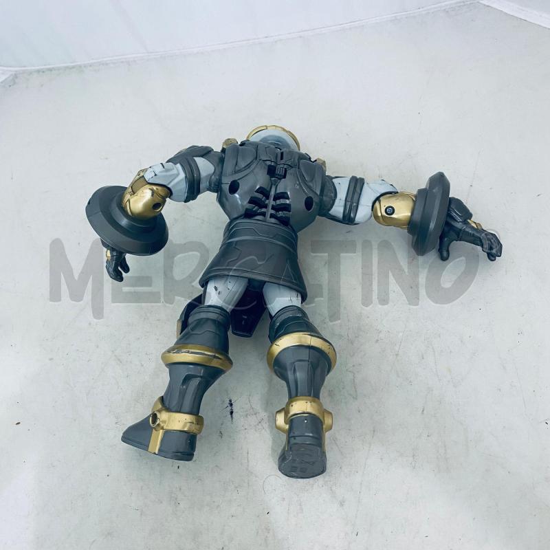 ACTION FIGURE GORMITI GRIGIO E DORATO | Mercatino dell'Usato Lago patria - giugliano in c. 4