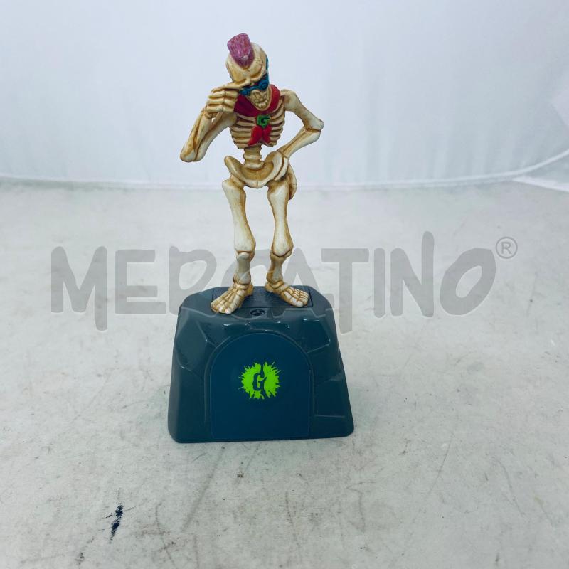 ACTION FIGURE SONORA PICCOLI BRIVIDI SCHELETRO | Mercatino dell'Usato Lago patria - giugliano in c. 1