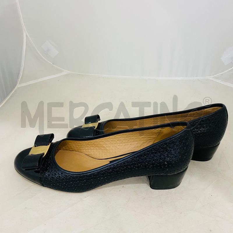 BALLERINE FERRAGAMO NERE PELLE LAVORATA  | Mercatino dell'Usato Lago patria - giugliano in c. 4