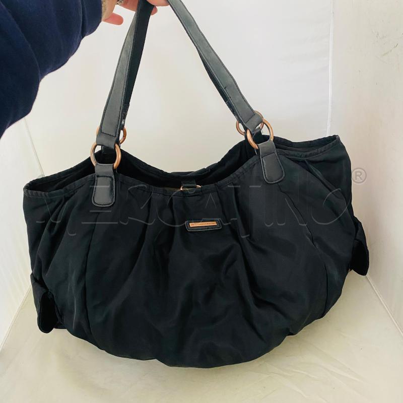 BORSA DONNA BENETTON NERO TESSUTO DUE MANICI  | Mercatino dell'Usato Lago patria - giugliano in c. 3