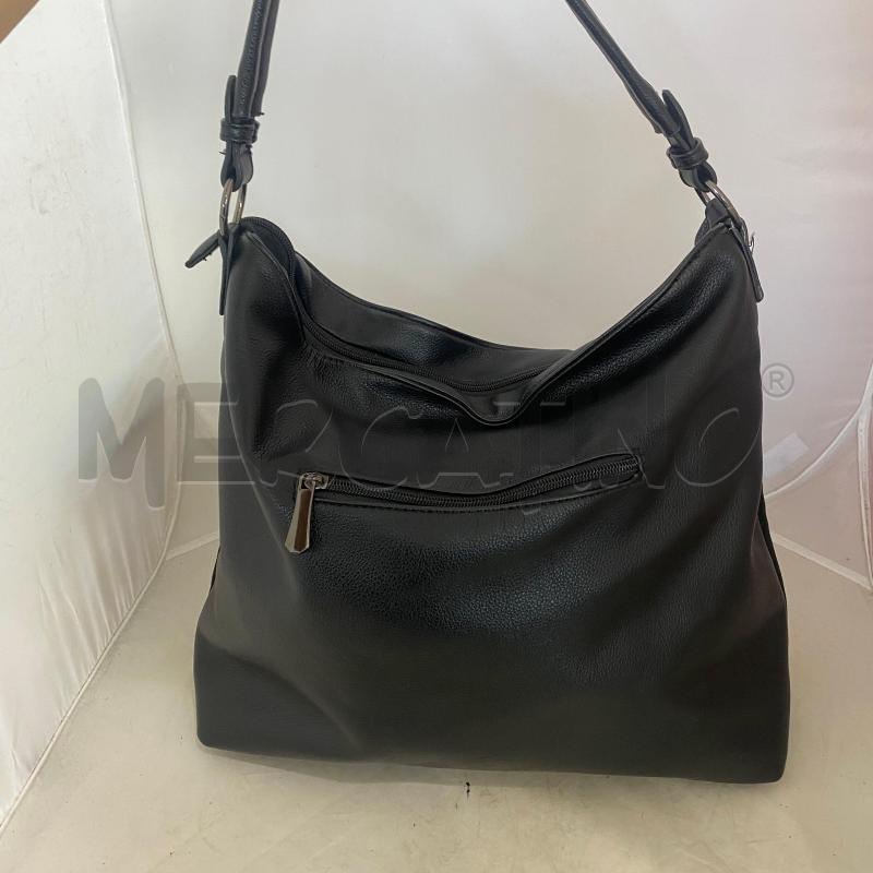 BORSA DONNA CHARRO NERA SCAMOSCIATA PICCOLE BORCHIE UN MANICO  | Mercatino dell'Usato Lago patria - giugliano in c. 3